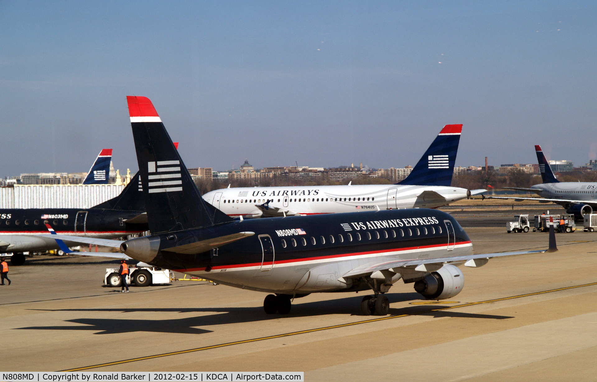 N808MD, 2004 Embraer 170SU (ERJ-170-100SU) C/N 17000021, Push back DCA, VA