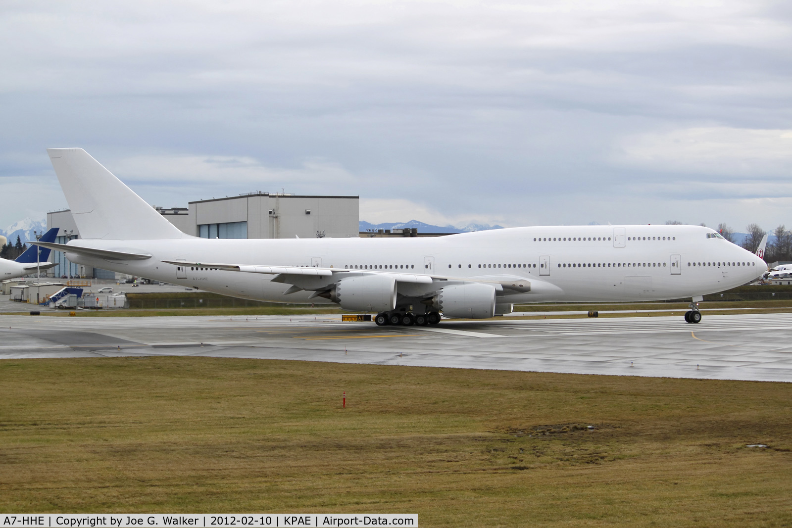 A7-HHE, 2012 Boeing 747-8K8 C/N 37544, Seen taking the runway at KPAE was this 747-8K8 BBJ destined for Qatar Amiri Flight. Aircraft would later become the first 747-8I series delivered.