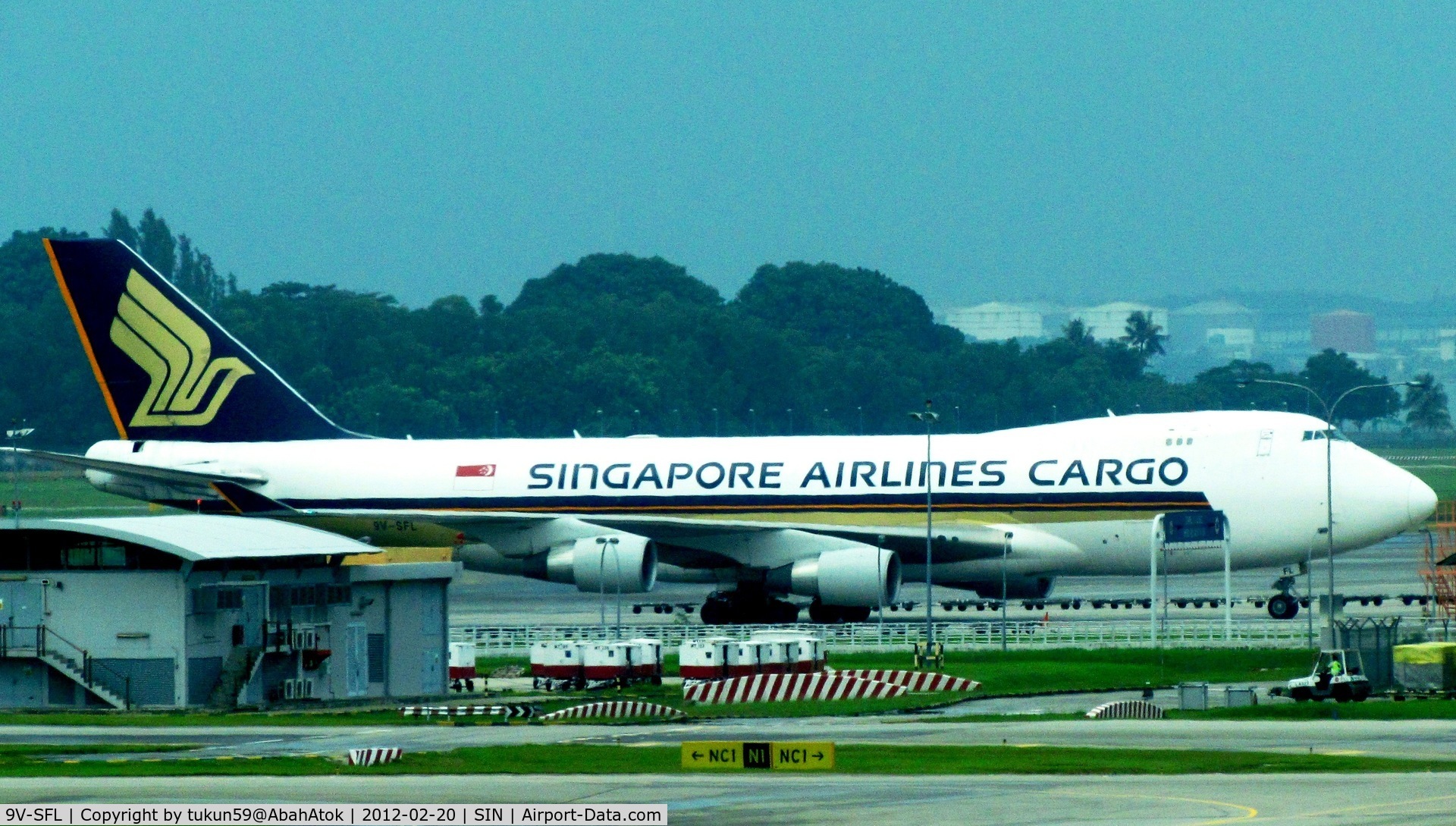 9V-SFL, 2003 Boeing 747-412F/SCD C/N 32897, Singapore Airlines Cargo
