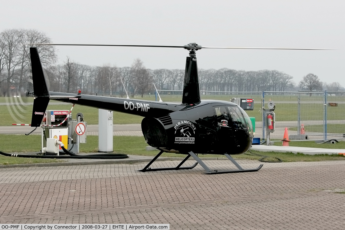 OO-PMF, 2007 Robinson R44 Raven I C/N 1750, Refueling at Teuge.