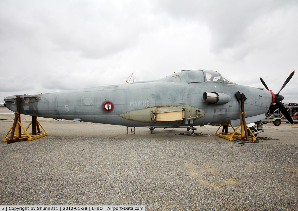 5, Breguet Br.1050 Alize C/N 5, New preserved aircraft in the Old Wings Association of Toulouse... Ex. Nimes-Garons preserved aircraft...