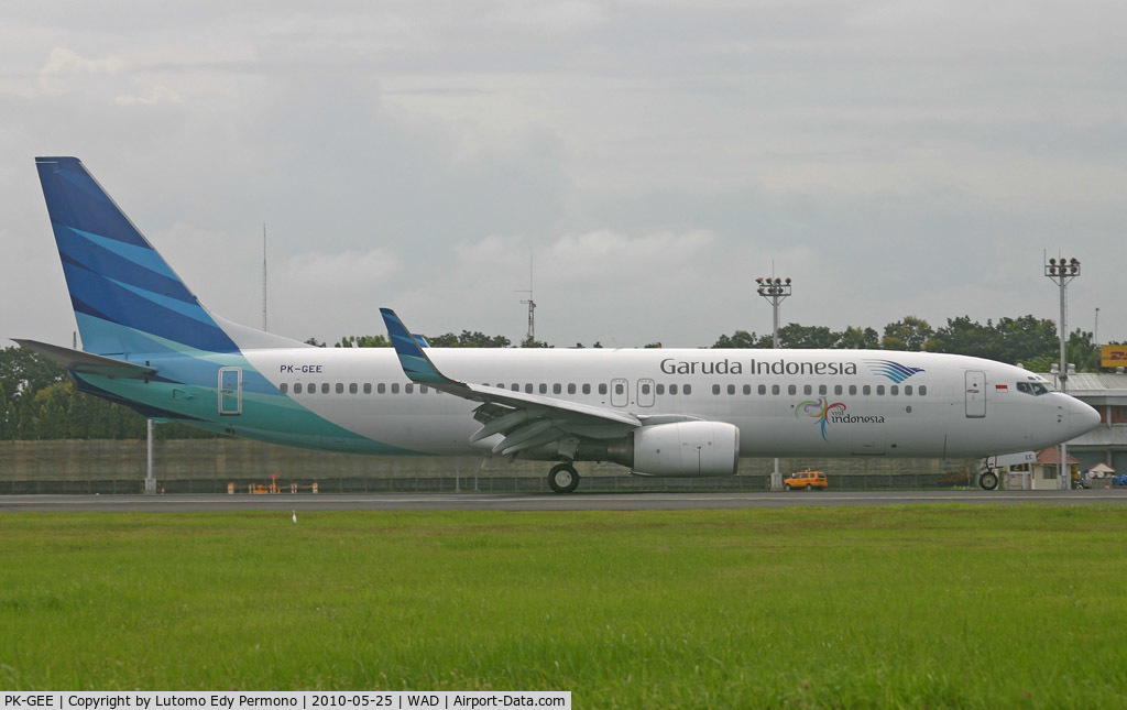 PK-GEE, 2002 Boeing 737-8CX C/N 32361, Garuda Indonesia