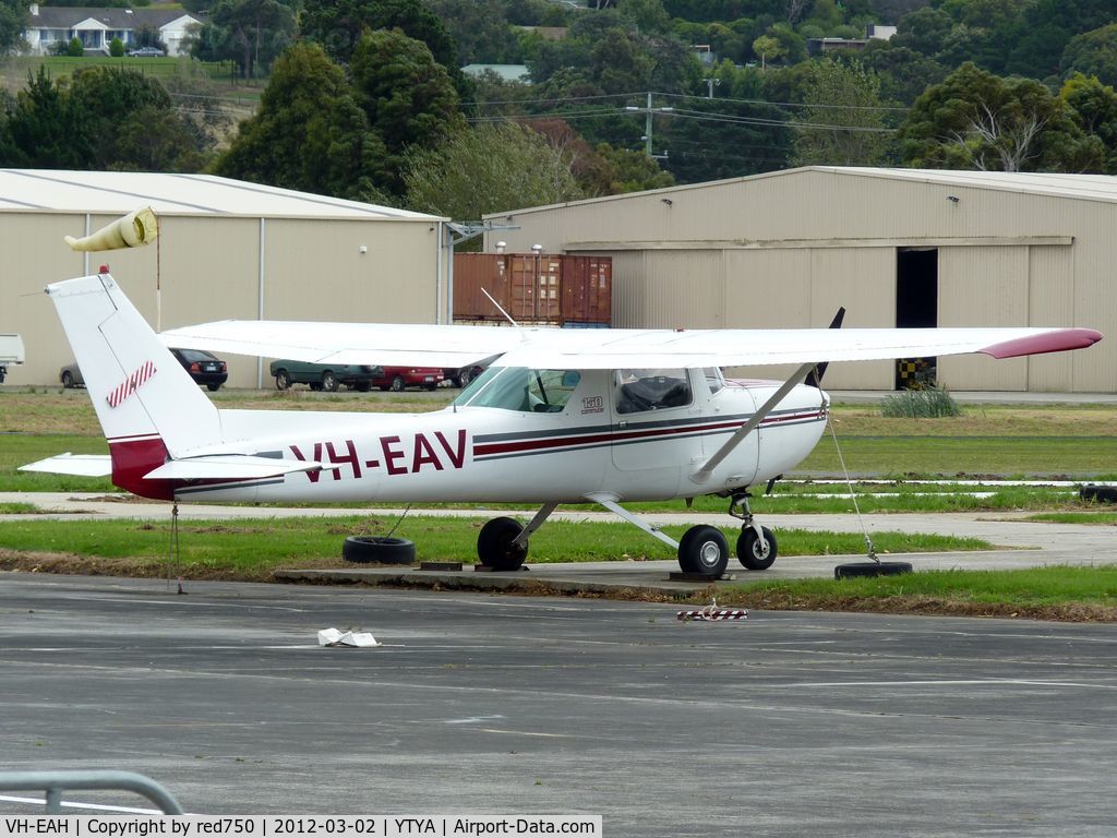 VH-EAH, 1977 Cessna 150M C/N 15078662, Cessna 150M VH-EAH at Tyabb