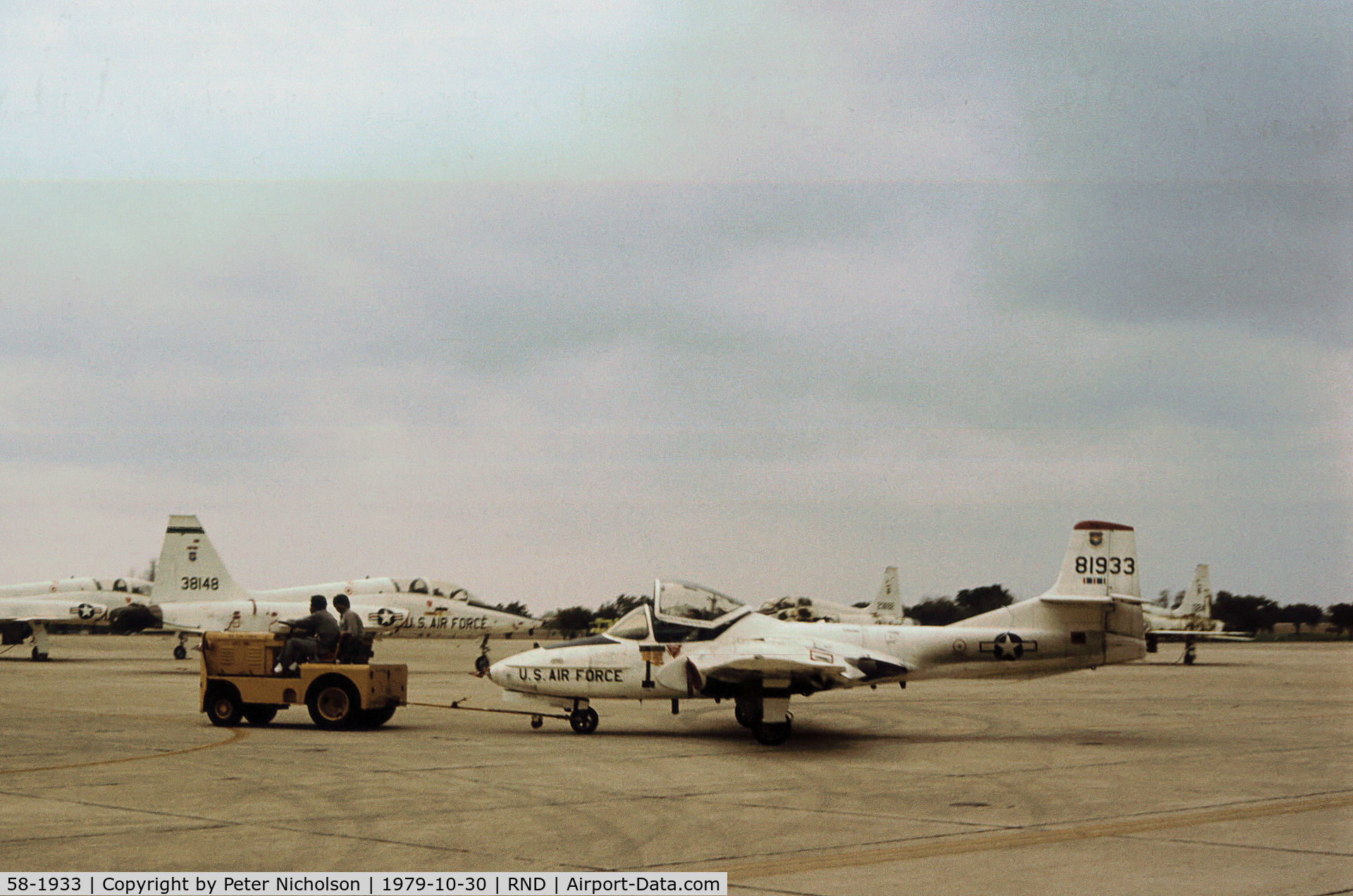 58-1933, 1958 Cessna T-37A Tweety Bird C/N 40358, Cessna T-37A of the 12th Flying Training Wing at Randolph AFB in November 1979.
