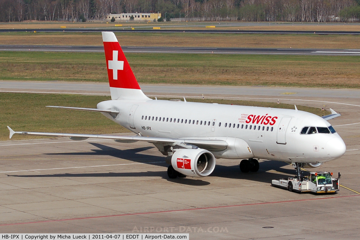 HB-IPX, 1996 Airbus A319-112 C/N 612, At Tegel