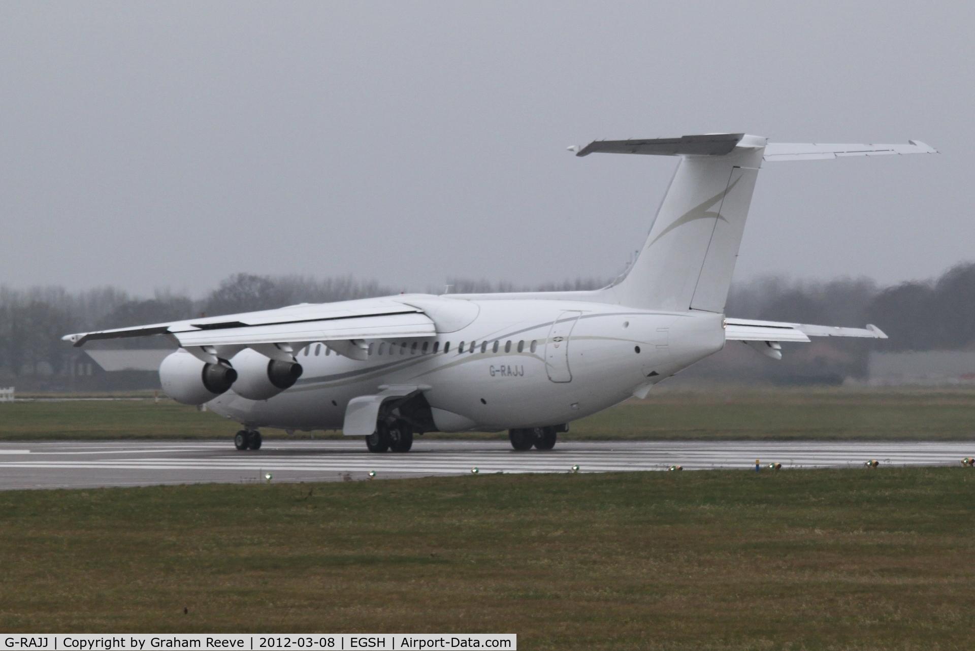 G-RAJJ, 1988 British Aerospace BAe.146-200 C/N E2108, About to depart.