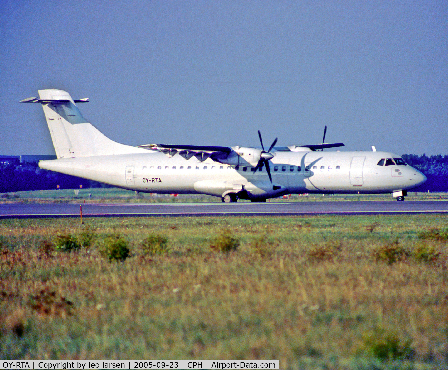 OY-RTA, 1991 ATR 72-202 C/N 260, Copenhagen Kastrup 23.9.05