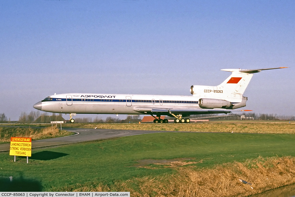 CCCP-85063, Tupolev Tu-154S C/N 74A063, Early 90's