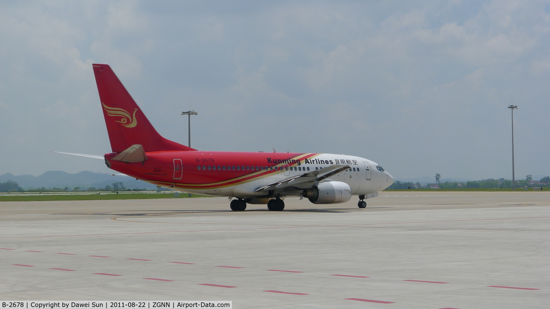 B-2678, 2001 Boeing 737-76N C/N 32244, kunming airlines