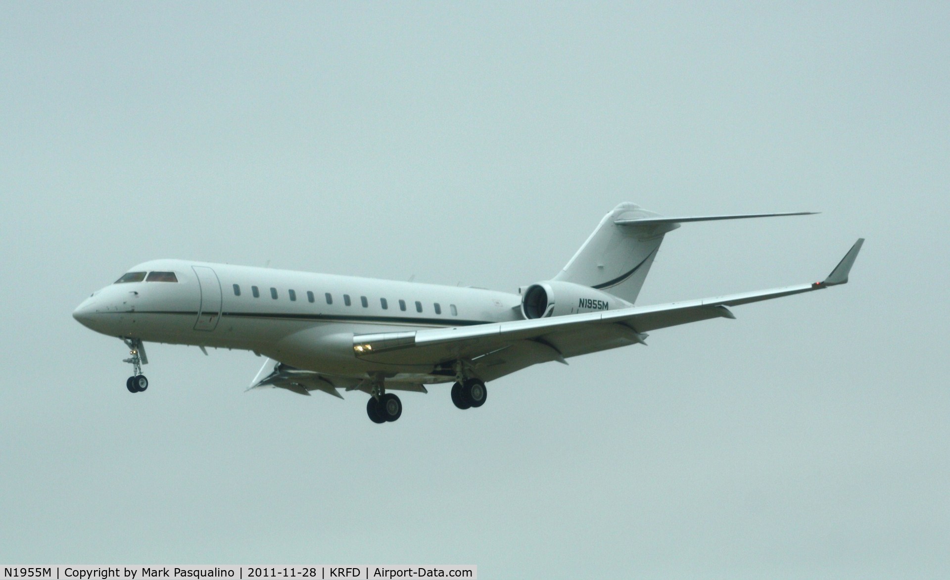 N1955M, 2005 Bombardier BD-700-1A10 Global Express C/N 9185, BD-700-1A10