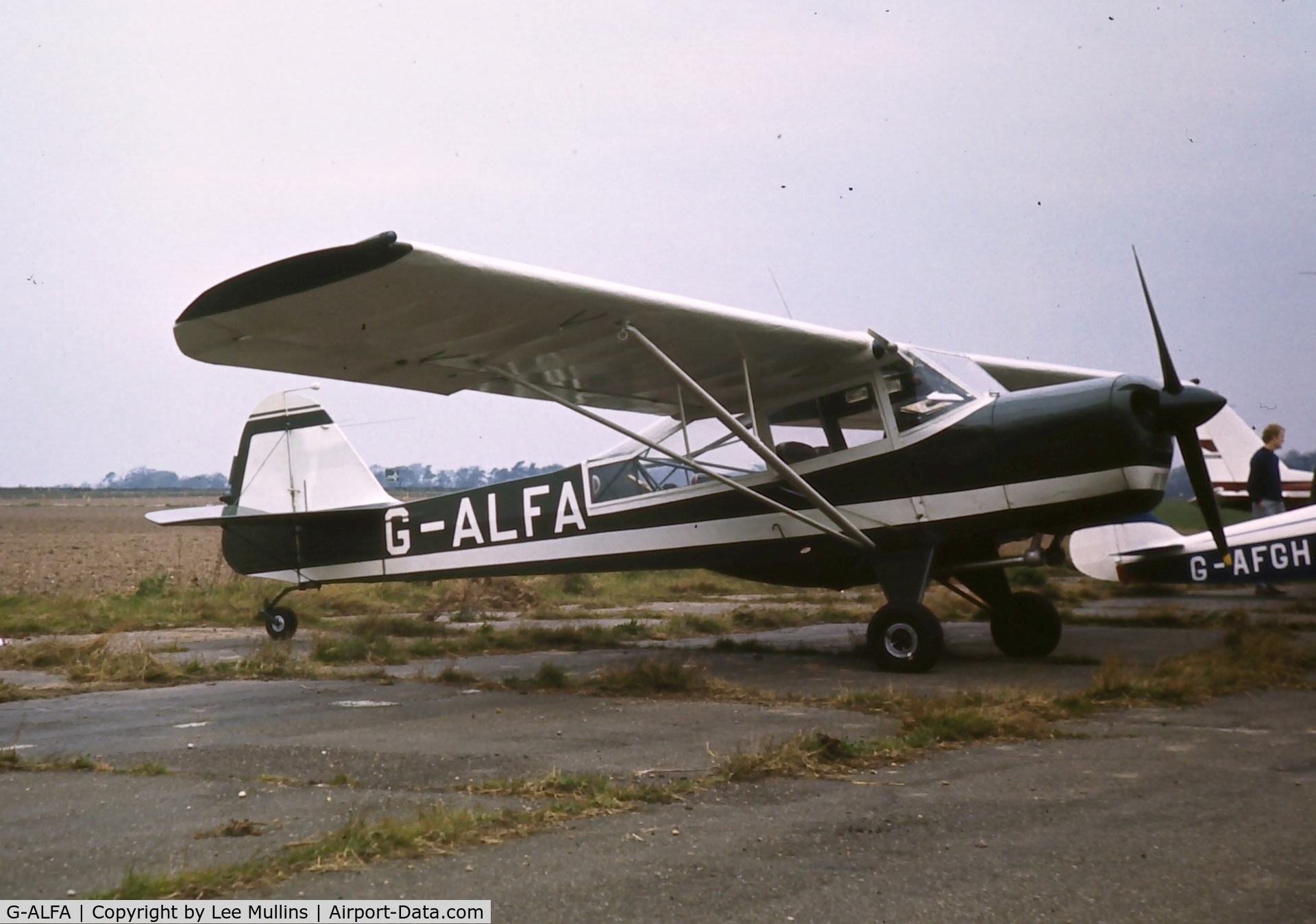 G-ALFA, 1944 Taylorcraft J Auster 5 C/N 1236, Finmere C1971