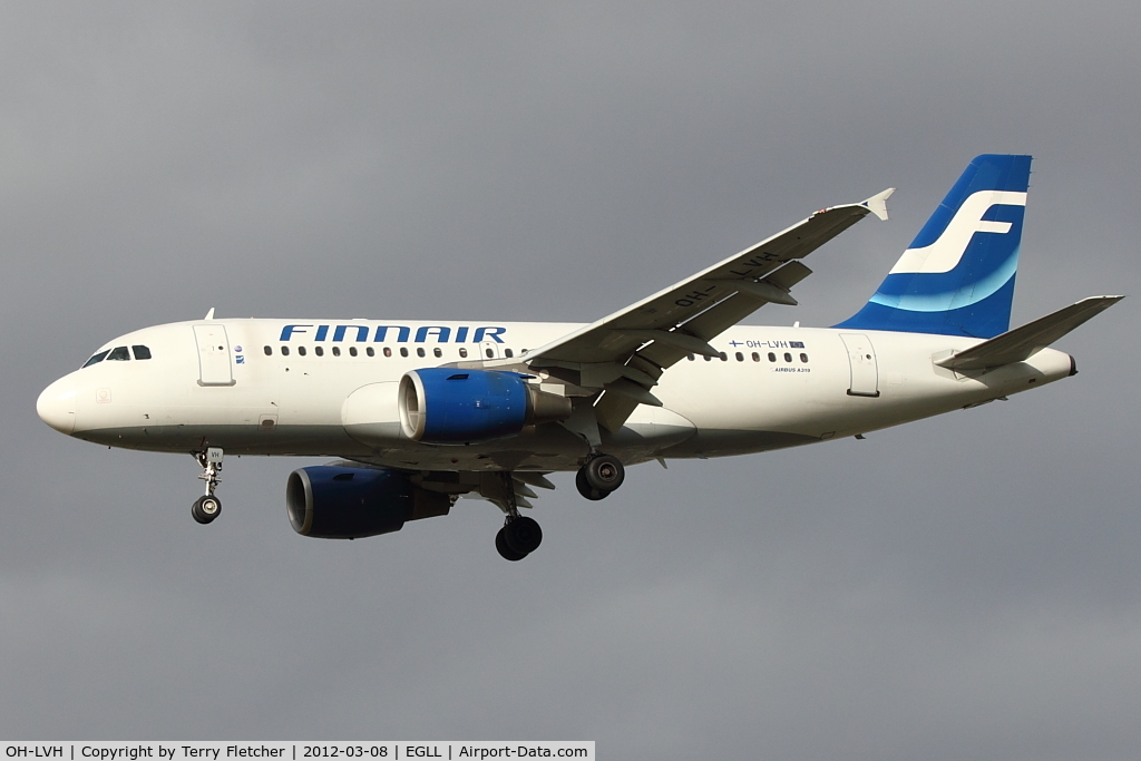 OH-LVH, 2000 Airbus A319-112 C/N 1184, Finnair Airbus A319-112, c/n: 1184 at Heathrow