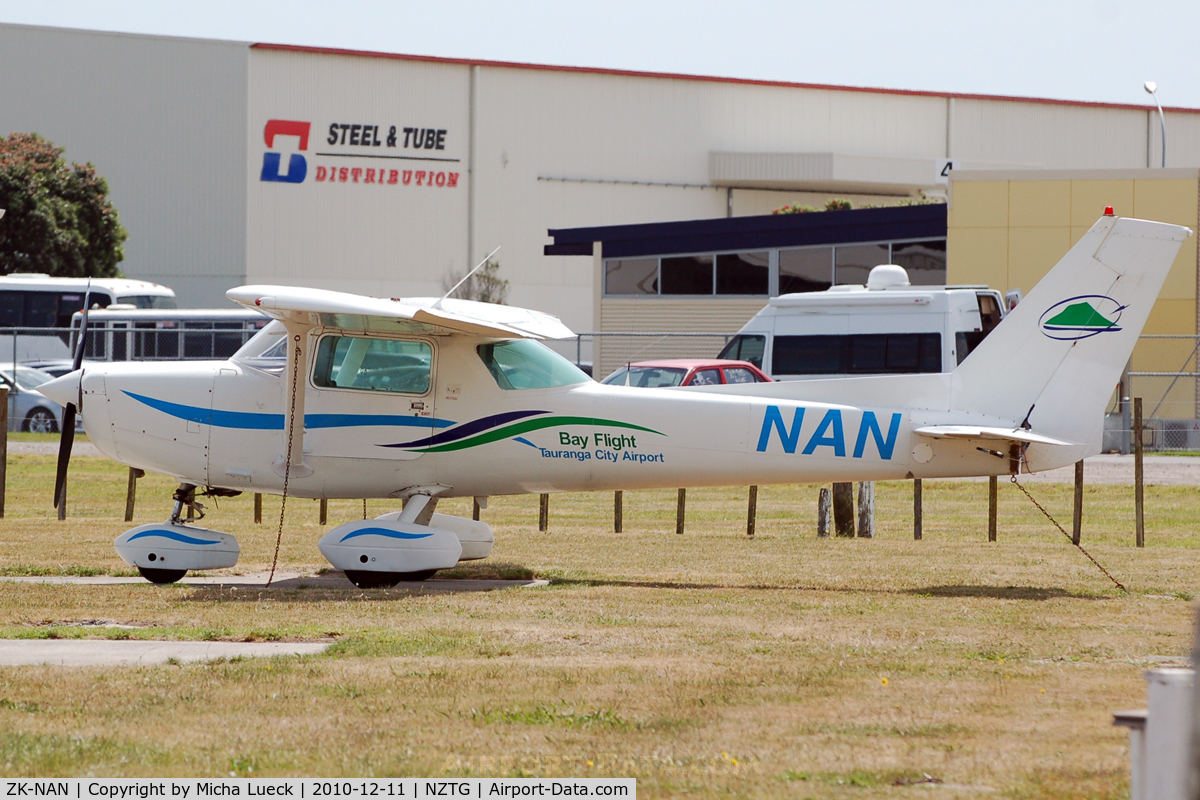 ZK-NAN, 1979 Cessna 152 II C/N 152-83265, At Tauranga