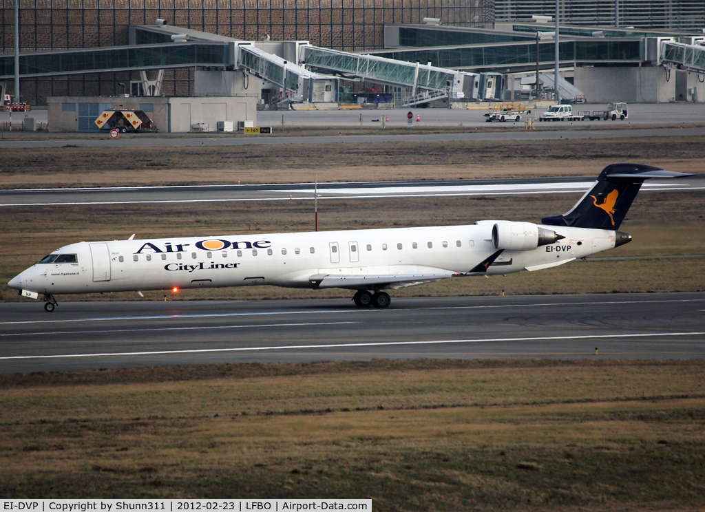 EI-DVP, 2006 Canadair CRJ-900ER (CL-600-2D24) C/N 15116, Backtracking rwy 32L to the Terminal after landing...