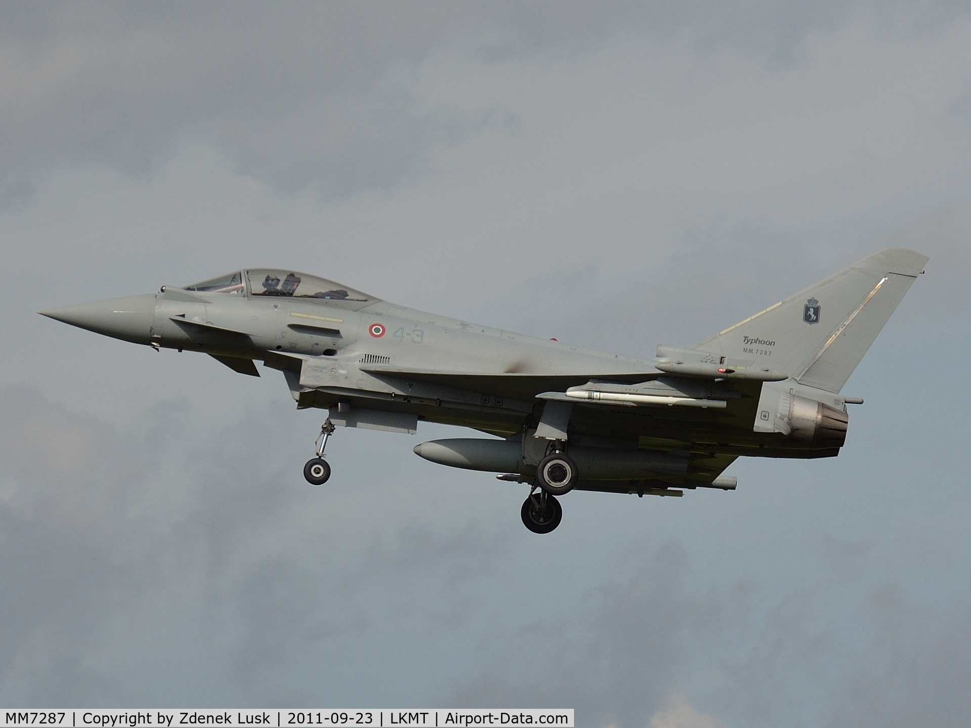 MM7287, Eurofighter EF-2000 Typhoon S C/N IS019, Arrival to Days of NATO 2011 event.