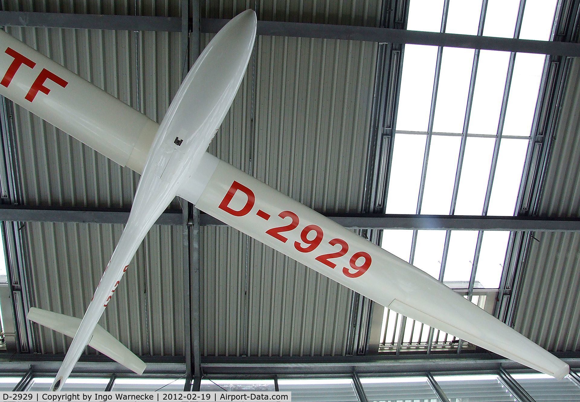 D-2929, 1975 Akaflieg Stuttgart FS-29 TF C/N 01, Akaflieg Stuttgart fs-29 TF (Teleskopflügel = telescopic wing extendable in flight from 13,3 to 19,0 m) at the Deutsches Museum Flugwerft Schleißheim, Oberschleißheim