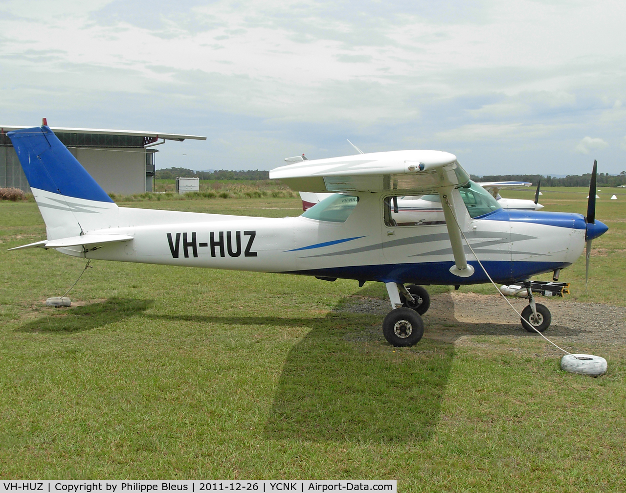 VH-HUZ, Cessna 150 C/N Not found VH-HUZ, Parked on the grass.
