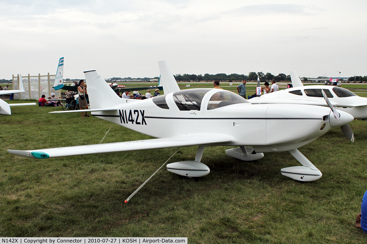 N142X, Stoddard-Hamilton Glasair II-S FT C/N 54982, EAA Airventure 2010.
