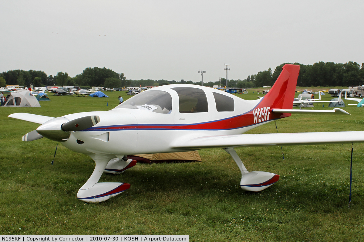 N195RF, 1995 Auriga  C/N 002, EAA Airventure 2010.