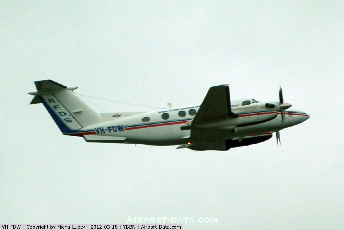 VH-FDW, 2004 Raytheon B200 King Air C/N BB-1880, At Brisbane
