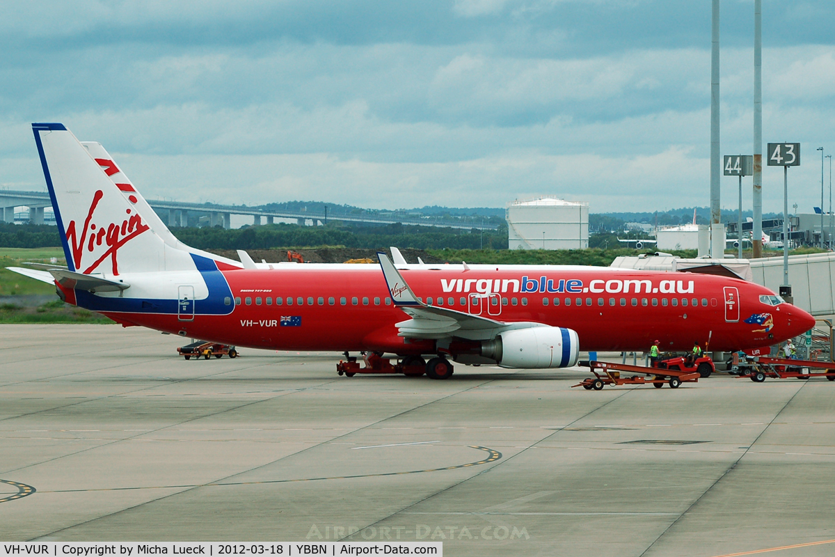 VH-VUR, 2009 Boeing 737-8FE C/N 36606, At Brisbane