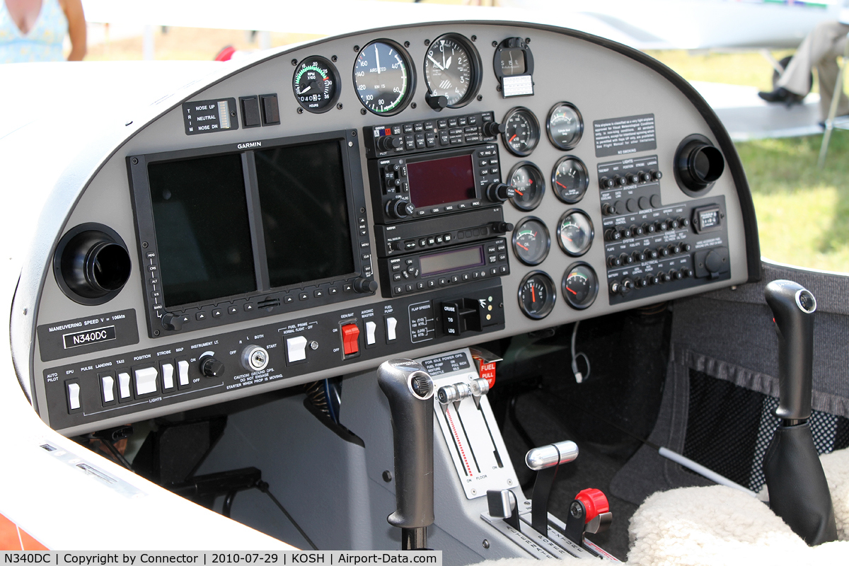 N340DC, Diamond DA-20C-1 Eclipse C/N C0540, EAA Airventure 2010.