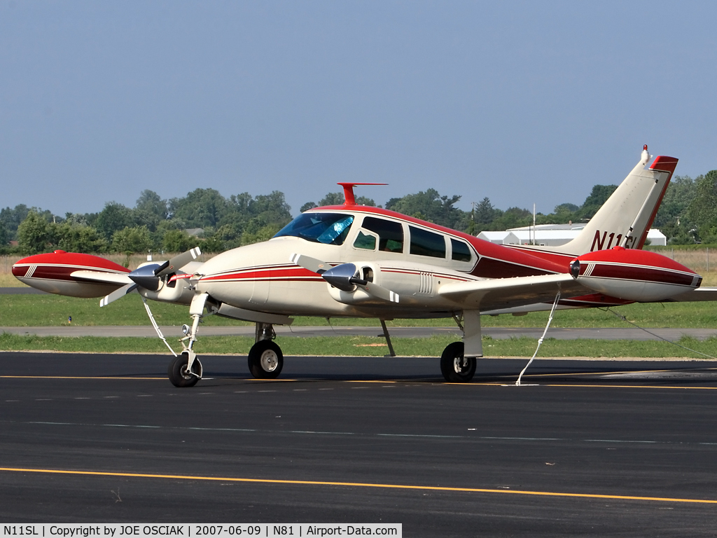 N11SL, 1960 Cessna 310F C/N 310-0029, at Hammonton