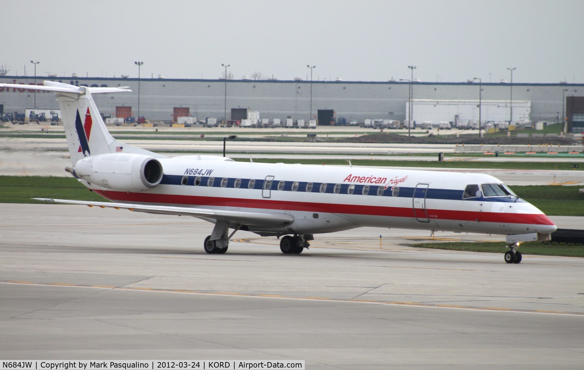 N684JW, 2004 Embraer ERJ-145LR (EMB-145LR) C/N 14500835, EMB-145LR