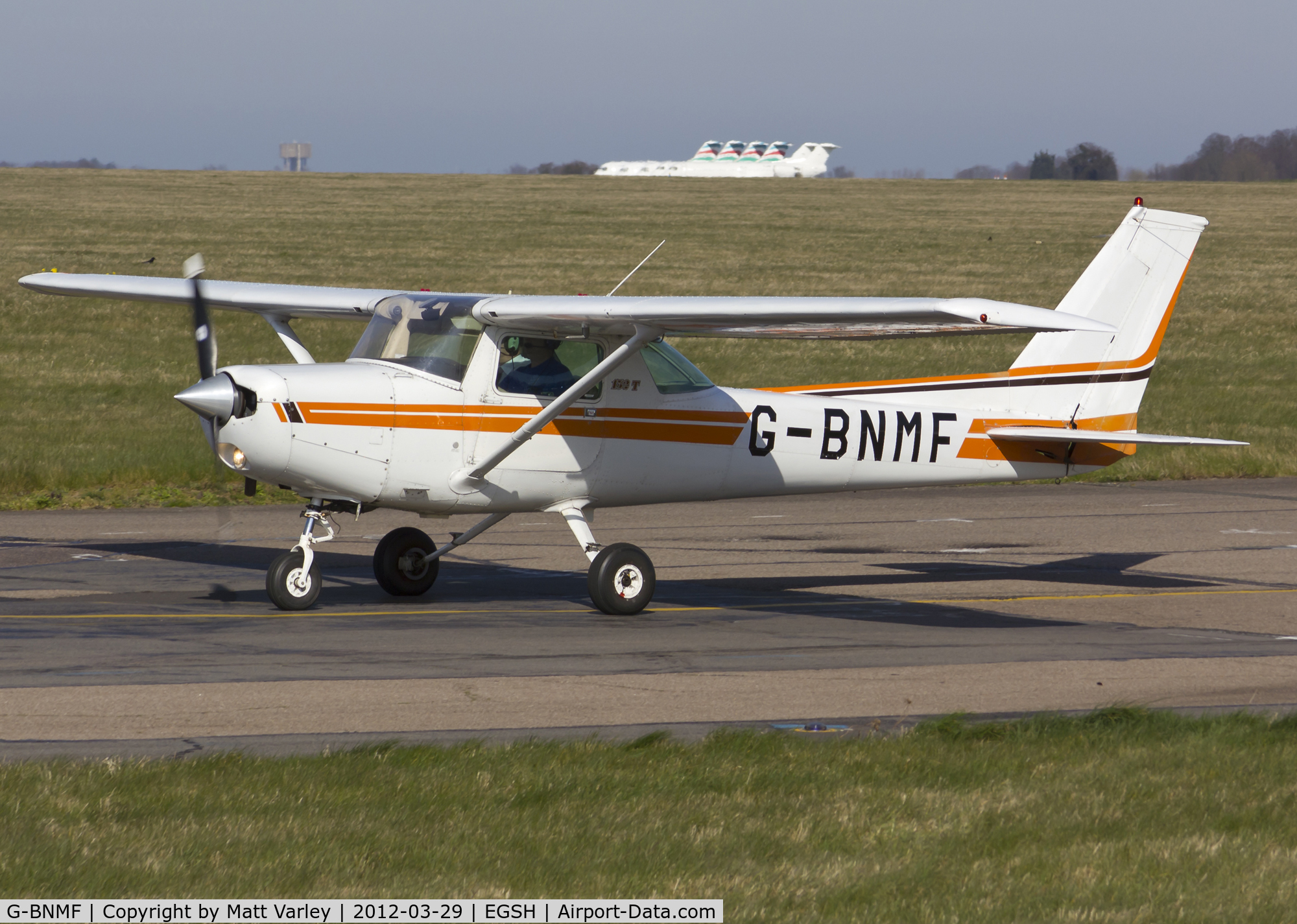 G-BNMF, 1982 Cessna 152 C/N 152-85563, Arriving at SaxonAir.