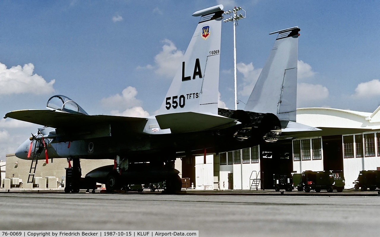 76-0069, 1976 McDonnell Douglas F-15A Eagle C/N 0256/A221, flightline at Luke AFB