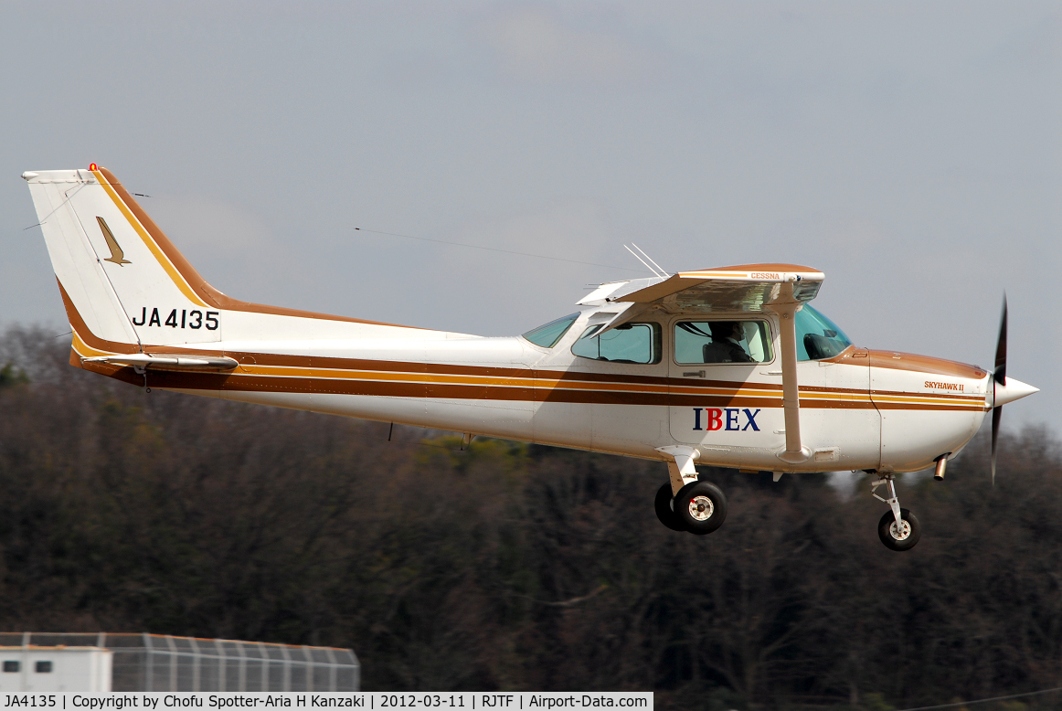 JA4135, Cessna 172P C/N 17275714, NikonD200+TAMRON AF 200-500mm F/5-6.3 LD IF