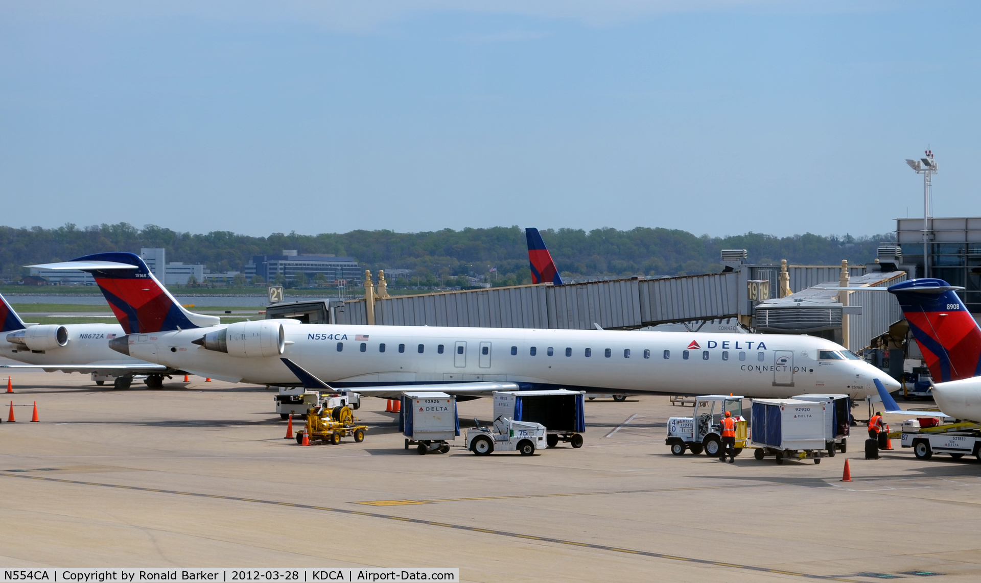 N554CA, 2008 Bombardier CRJ-900ER (CL-600-2D24) C/N 15168, DCA, VA