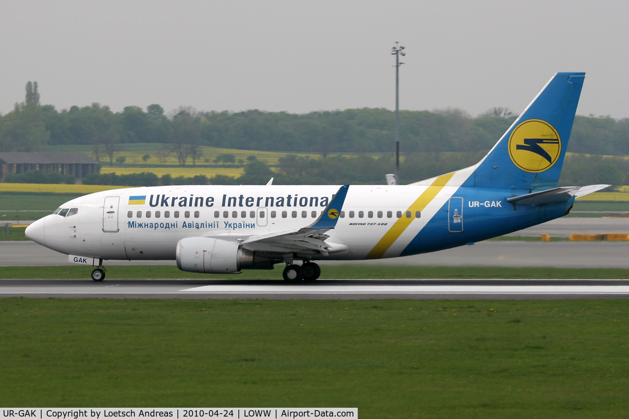 UR-GAK, 1992 Boeing 737-5Y0 C/N 26075, Ukraine International