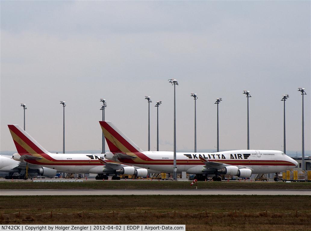 N742CK, 1990 Boeing 747-446 C/N 24424, Resting in family on new apron.....