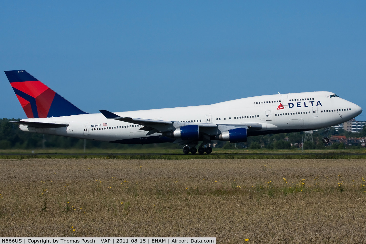 N666US, 1989 Boeing 747-451 C/N 23821, Delta Airlines