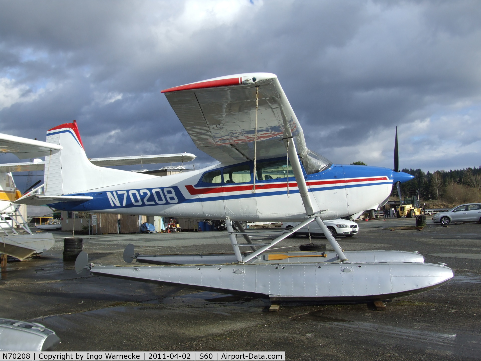 N70208, 1972 Cessna A185E Skywagon 185 C/N 18502058, Cessna A185E Skywagon on floats at Kenmore Air Harbor, Kenmore WA