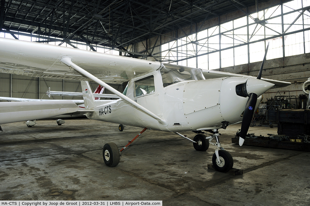 HA-CTS, Cessna 152 C/N 152-79???, probably a new machine in Hungary as there is no additional info available.