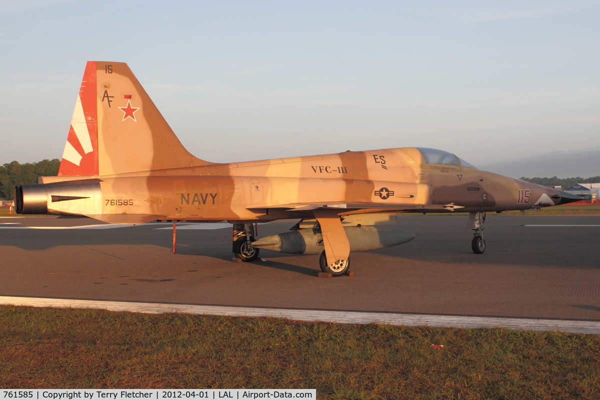 761585, Northrop F-5N Tiger II C/N L.1060, 761585 (AF-115), Northrop F-5N Tiger II, c/n: L1060/1153 at dawn during 2012 Sun N Fun