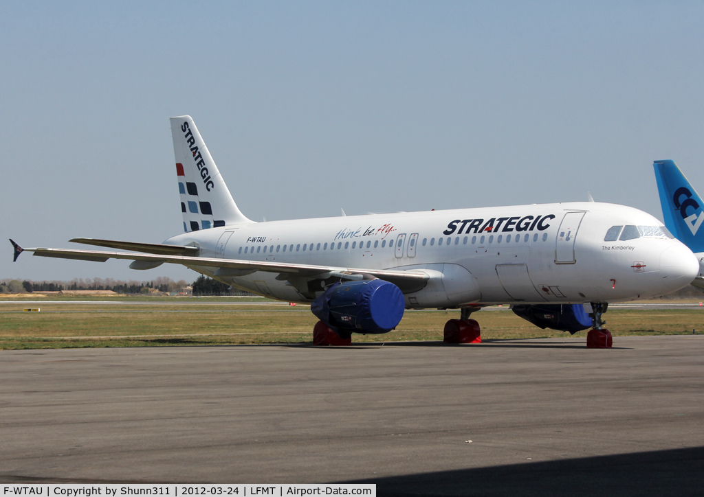 F-WTAU, 1991 Airbus A320-212 C/N 190, Ex. VH-YQA and now stored at MPL...