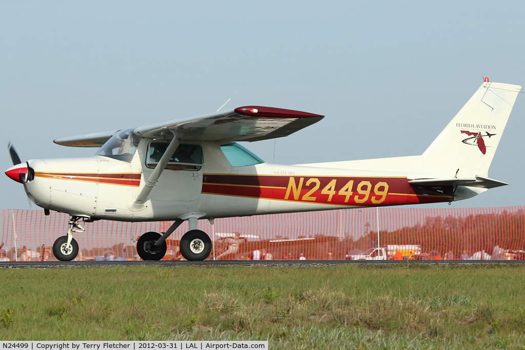 N24499, 1977 Cessna 152 C/N 15280291, 1977 Cessna 152, c/n: 15280291
 at 2012 Sun N Fun