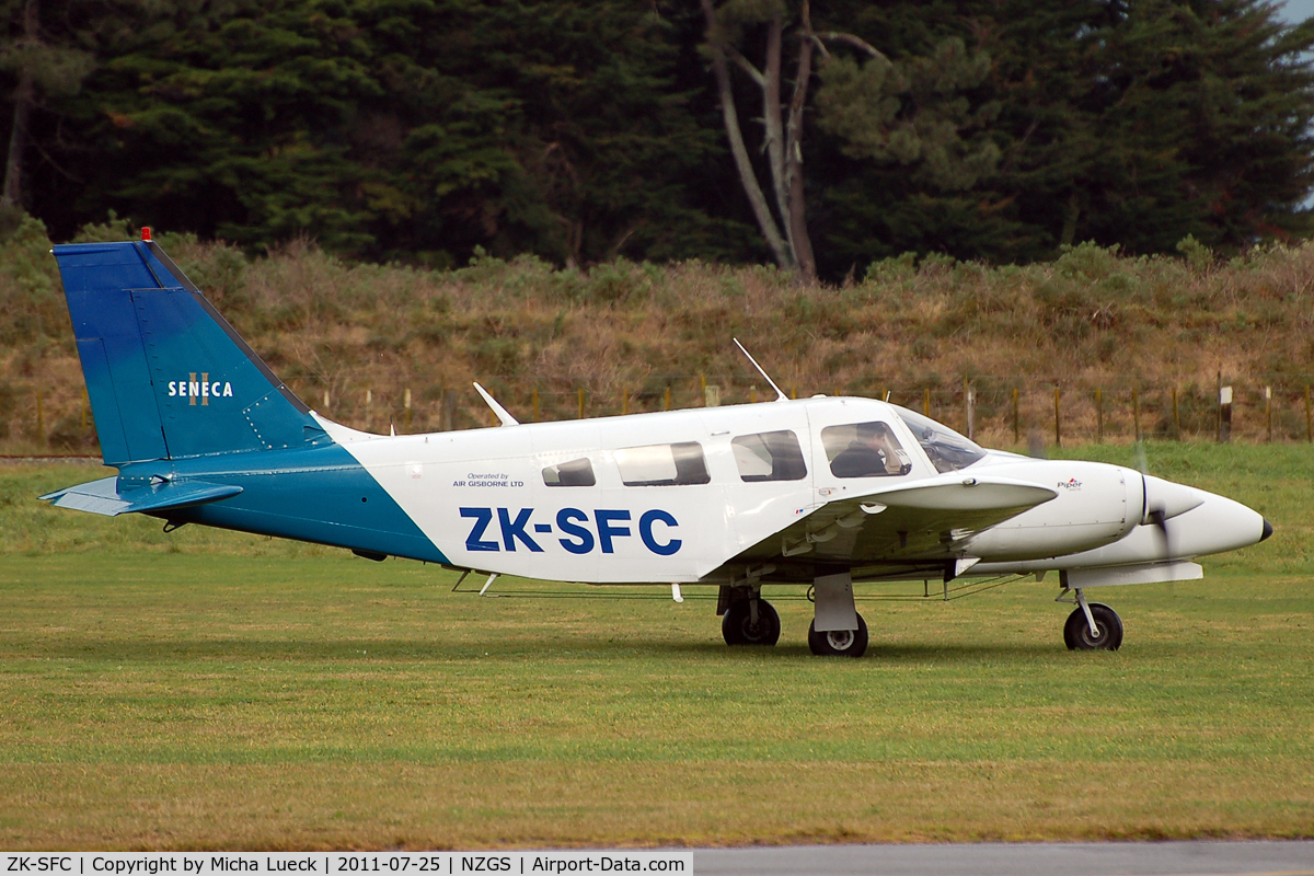 ZK-SFC, Piper PA-34-200T C/N 34-7770054, At Gisborne