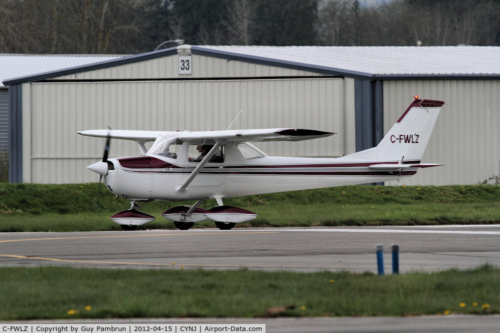 C-FWLZ, 1967 Cessna 150H C/N 15067930, Just landed