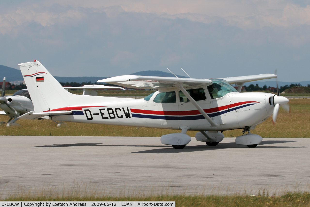 D-EBCW, Cessna R172K Hawk XP Hawk XP C/N R172-2565, Flug Ausbildungsverein Erdmannhausen
