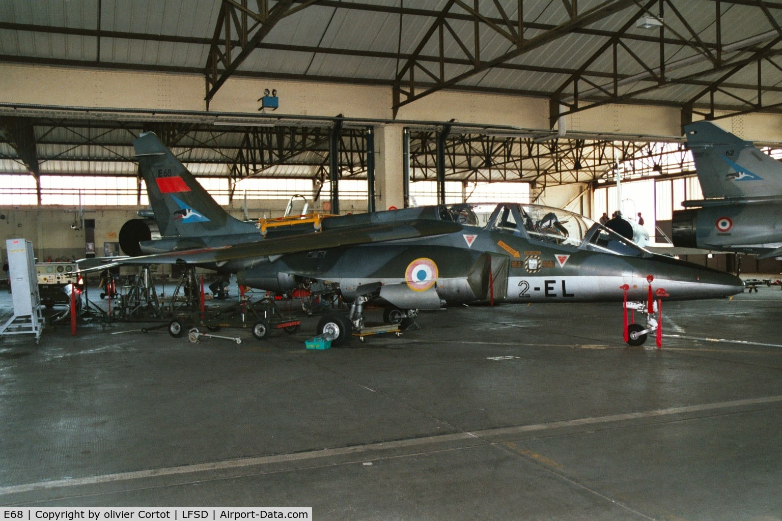 E68, Dassault-Dornier Alpha Jet E C/N E68, Dijon Longvic airbase hangar, EC 1/2 squadron, 2002.