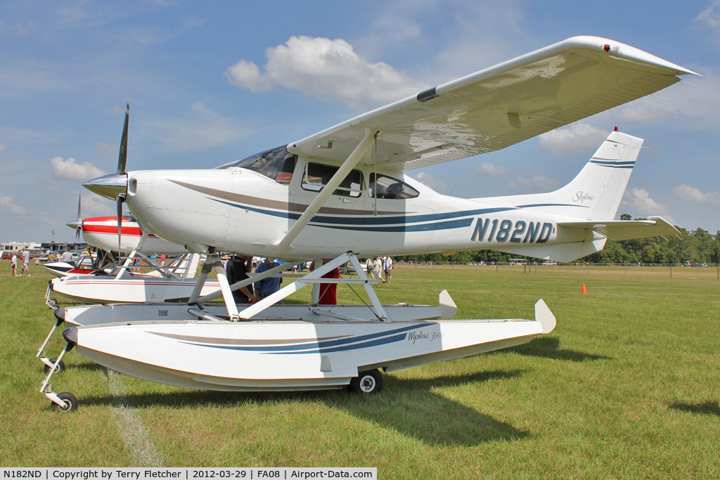 N182ND, 1998 Cessna 182S Skylane C/N 18280094, at 2012 Sun N Fun Splash-In at Lake Agnes