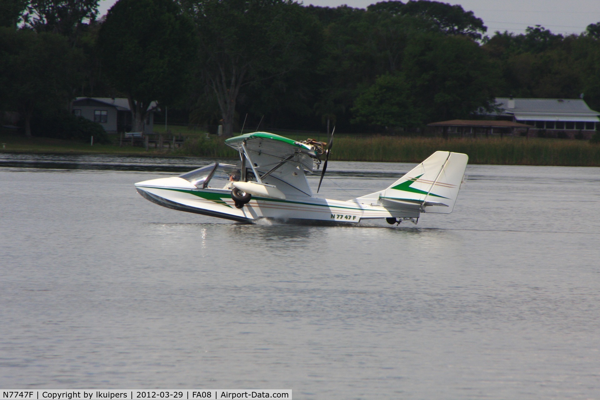 N7747F, 2005 Progressive Aerodyne Searey C/N 1DK219, Landing on Lake Agnes