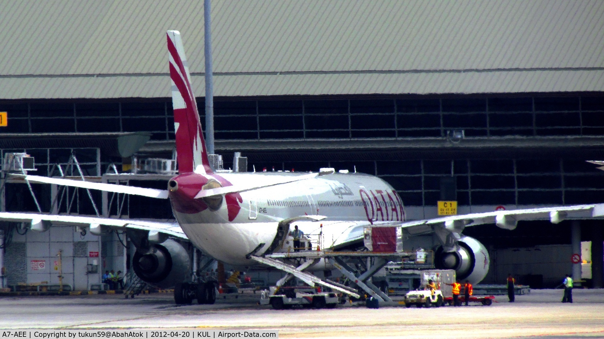 A7-AEE, 2005 Airbus A330-302 C/N 711, Qatar Airways