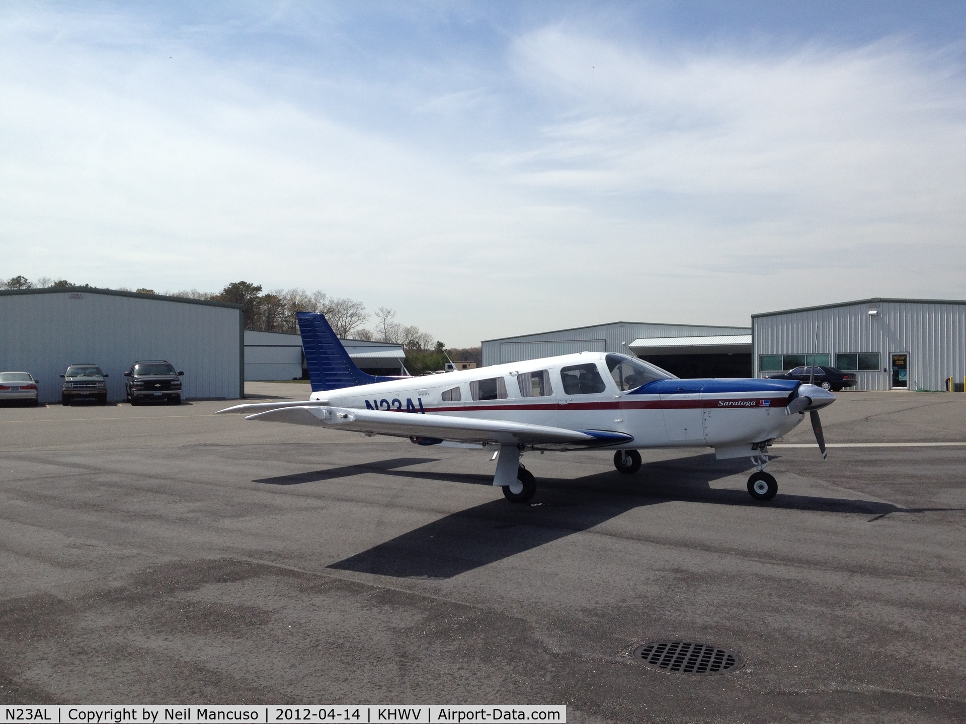 N23AL, 1982 Piper PA-32R-301 C/N 32R-8213008, Sitting on the ramp for a fuel stop at Brookhaven, KHWV