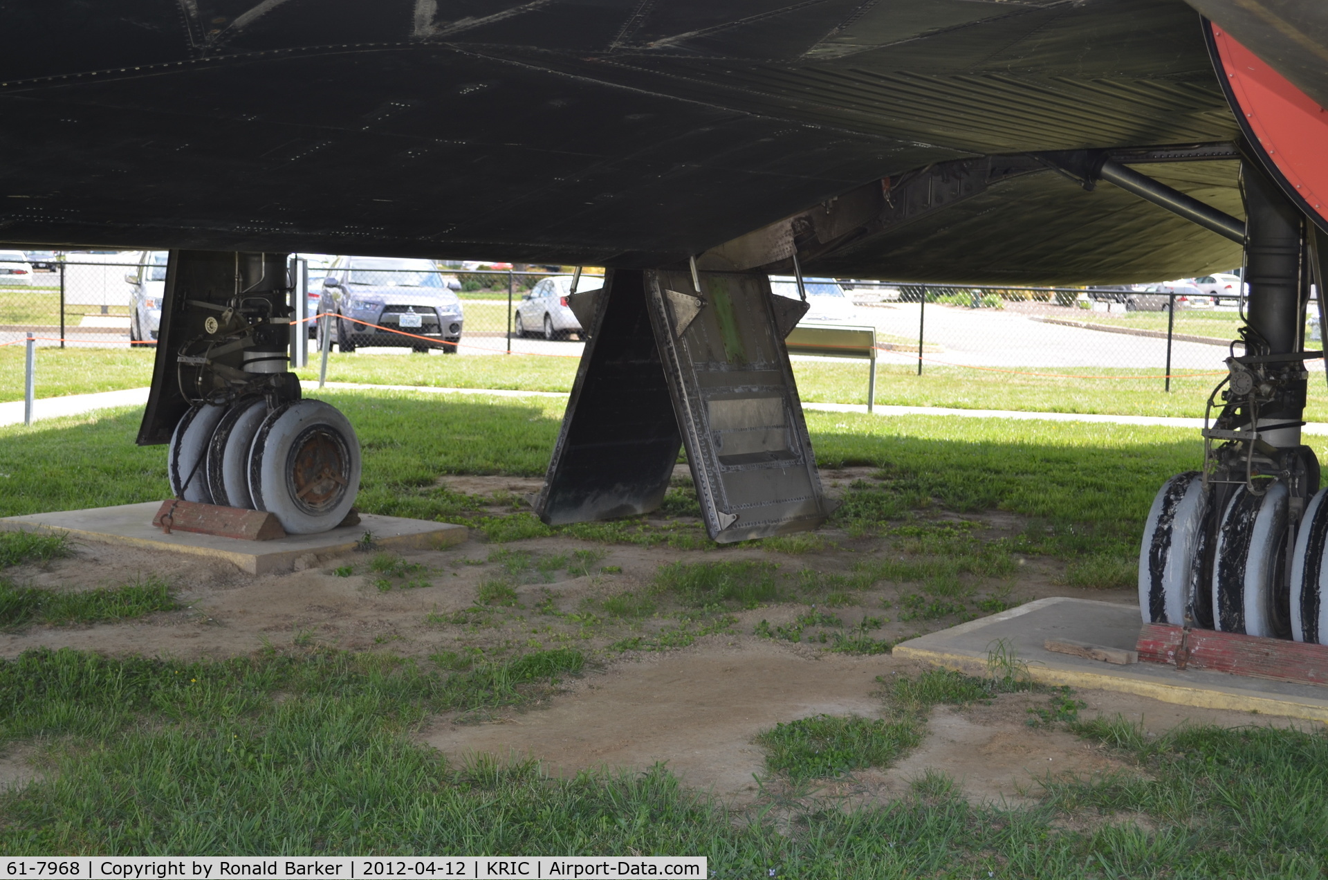 61-7968, 1966 Lockheed SR-71A Blackbird C/N 2019, Gear doors, VA Air Museum
