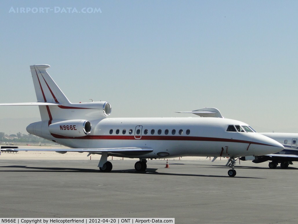 N966E, 2004 Dassault Falcon 900EX C/N 126, Parked on the southside